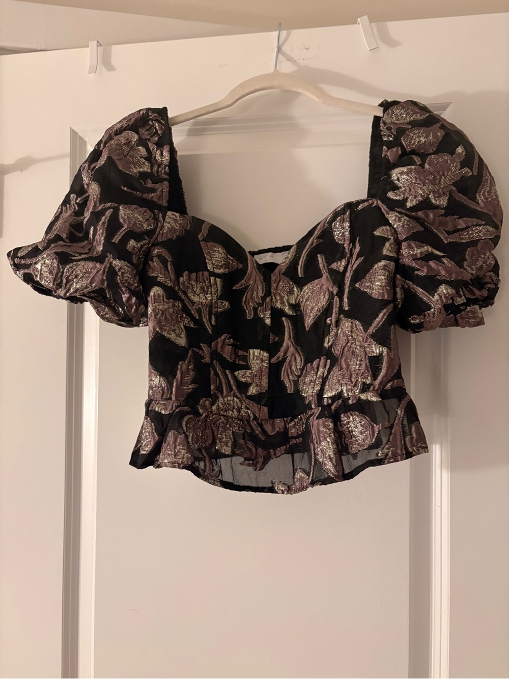 Astr Black Metallic Floral Puff-Sleeve Crop Top